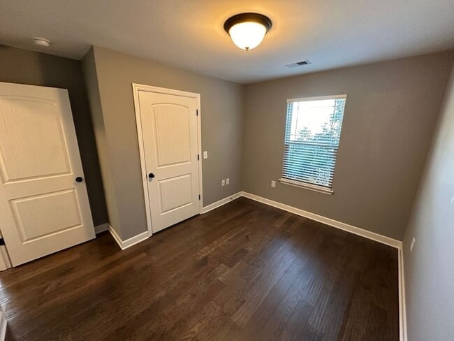 Photo - 132 Cherry St