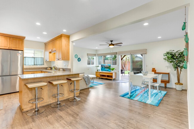 Photo - 1246 Thermal Ave