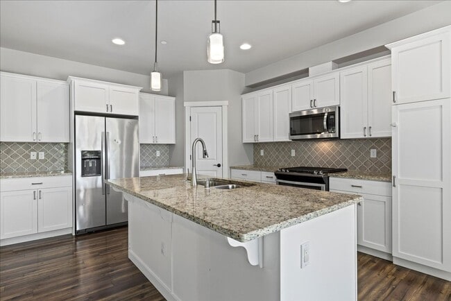 Photo - **Move-In Special** Stunning 4 bed, 2.5 ba...