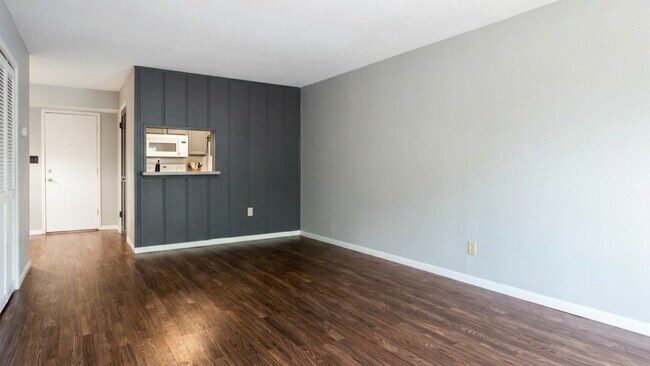 Photo - 4647 Wild Indigo St Unit 354