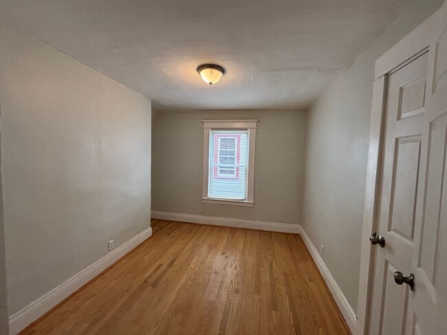 Photo - 117-119 Whittier Ave. Unit 119 Whittier Ave