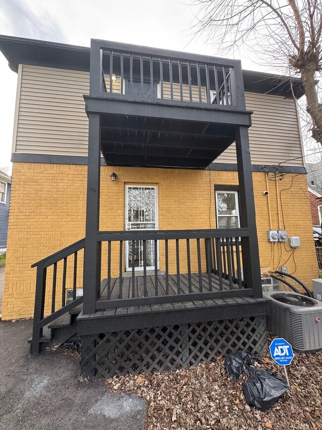 Photo - 15318 Murray Hill St Unit 2