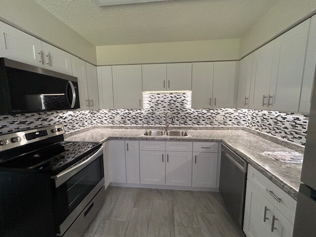 Photo - Yorkville Apartments