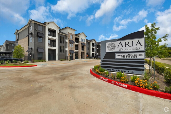 Building Photo - Aria at Almeda Rental