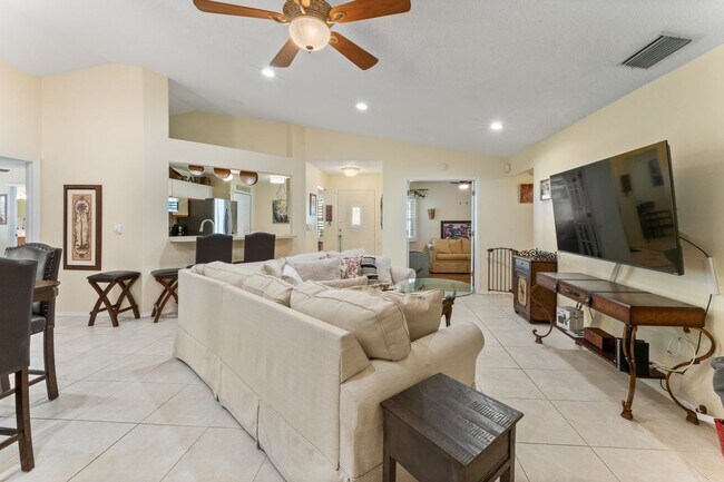 Photo - 3312 60th Ave W