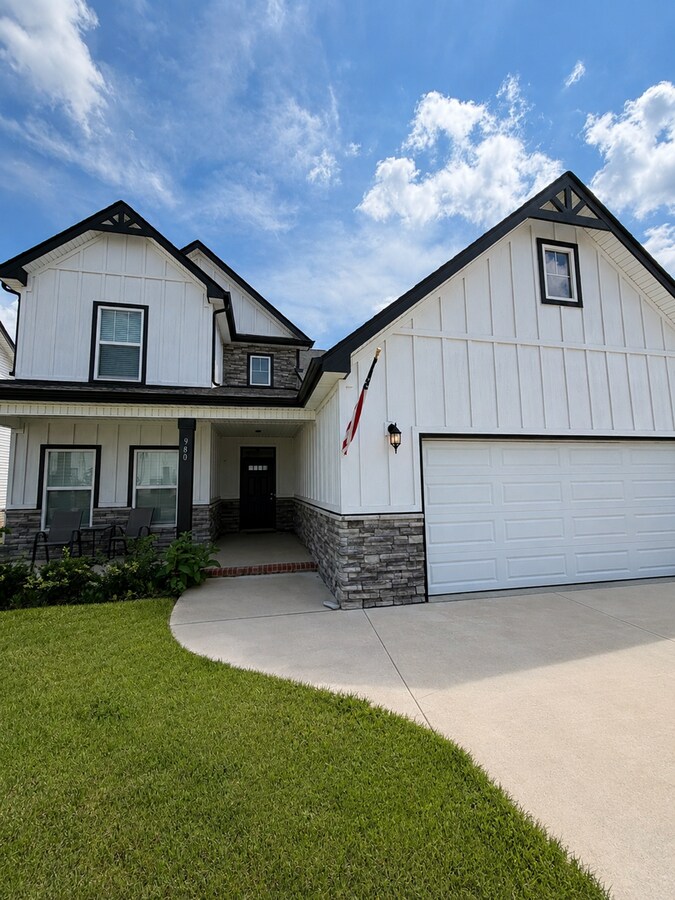 4 Bedroom Dog Friendly Home For Rent Near Post! - 4 Bedroom Dog Friendly Home For Rent Near Post!