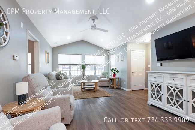 Photo - 24538 Brookwood-