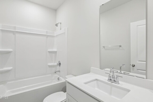 Photo - 283 White Birch Ln