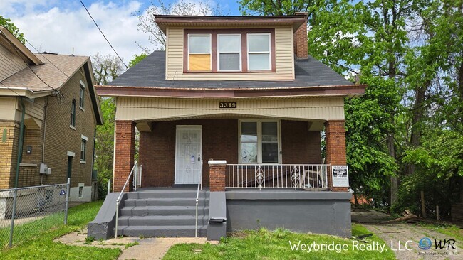 Building Photo - 3-Bed 1 Bath House located in a cul-de-sac...