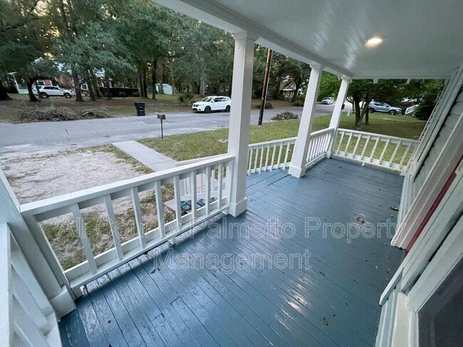 Photo - 223 S Lucas St