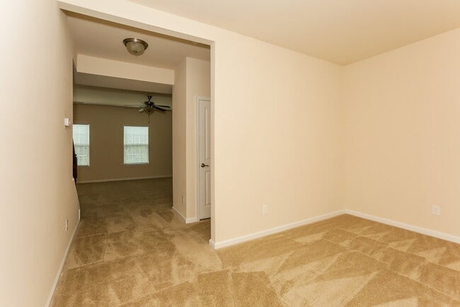 Photo - 1291 Farm Branch Dr SW