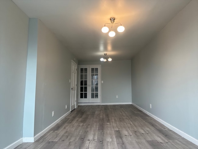 Building Photo - 188 Cornelia St