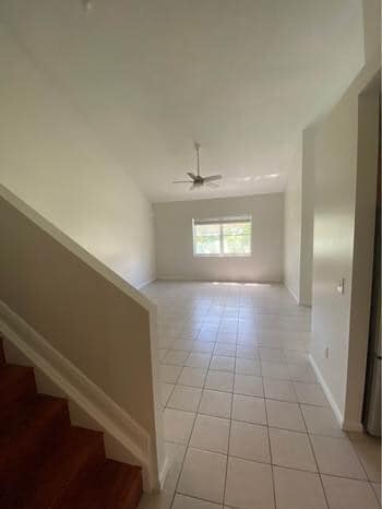 9850 NW 24th Ct