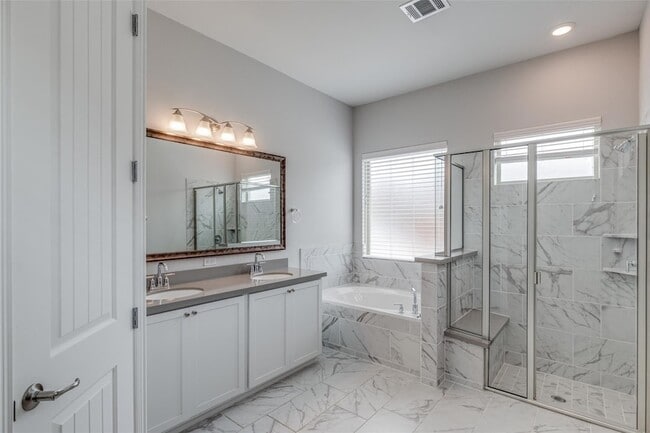 4322 Maple Bloom Dr