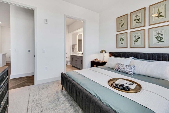 Photo - Katy Trail Uptown Apartments
