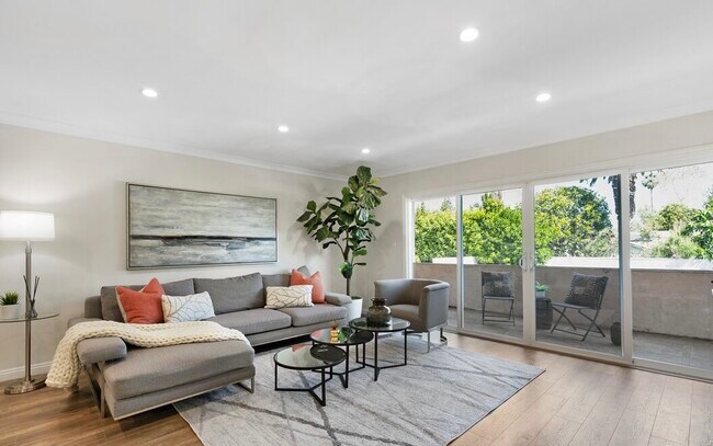 Photo - 5411 Tyrone Ave