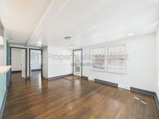 Photo - 810 S Woodland Ave