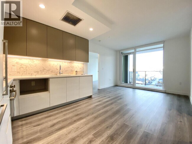 Photo - 8181 Chester St Unité 5xx