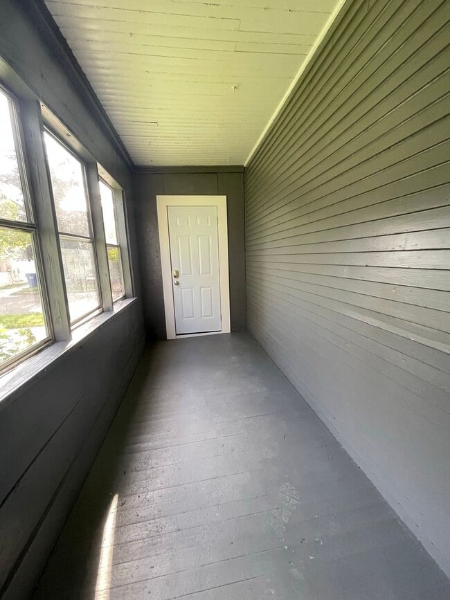 Photo - 88-94 Lafountain St Unidad 88 Lafountain Street