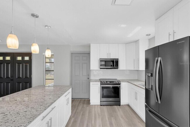 Photo - 1040 Britton St