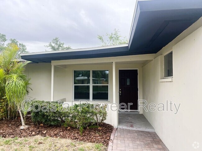 Building Photo - 2489 Del Rio Way Rental