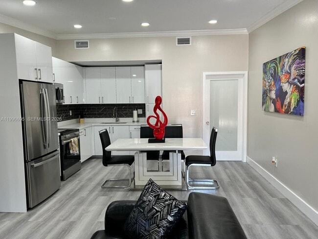 Photo - 9922 SW 2nd St Unit A