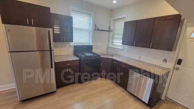 Photo - 306 Cambridge St