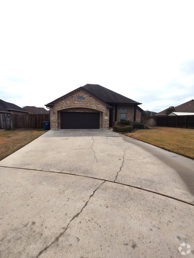 Building Photo - 6645 Jasper Cir Rental