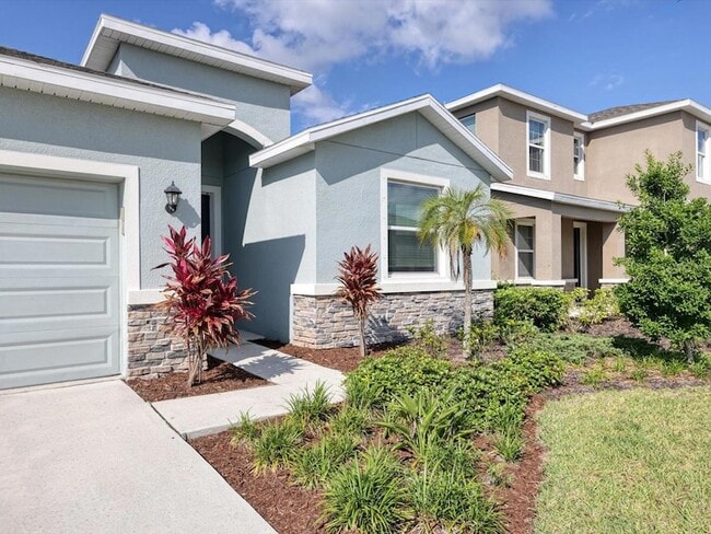 17605 Cantarina Cove