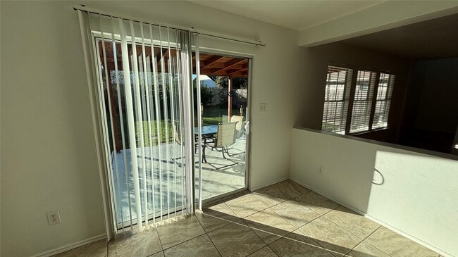 Photo - 5819 W Harrow Dr