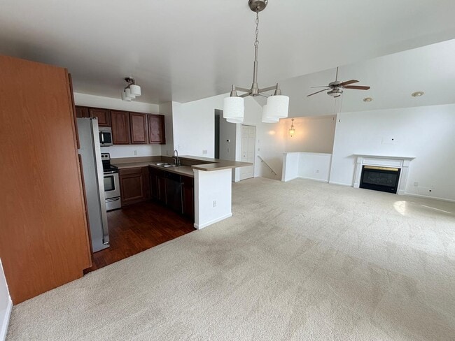 26201 Chesapeake Cir