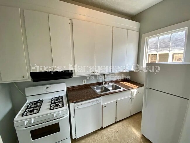 Photo - 26 Ashton St