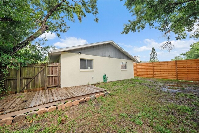 Photo - 2619 Robinson Ave