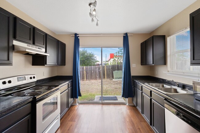 Photo - 3 Bedroom/2 Bath Meadow Brook Subdivision