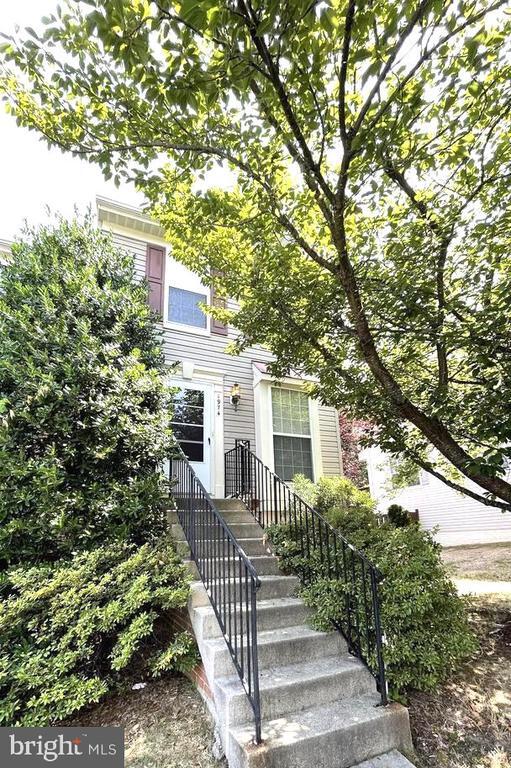 Photo - 1974 Teasel Ct Townhome