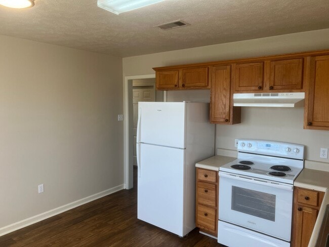 Photo - 3 Bed 2 Bath Home