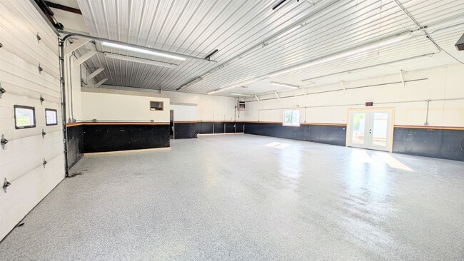 Photo - 110 F S Dr