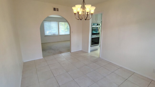 Photo - 1930 Adrian St