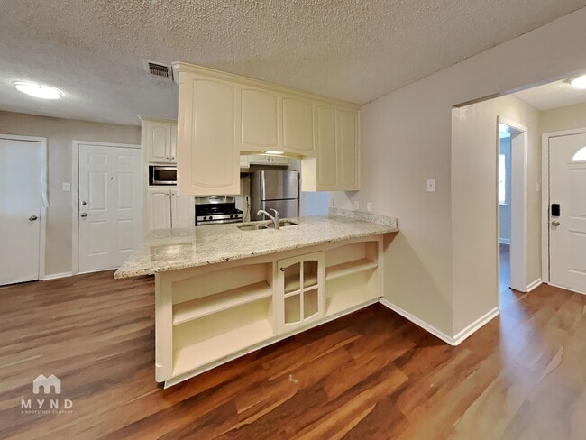 Photo - 129 NE Michael Dr