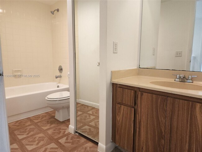 Photo - 2706 27th Way