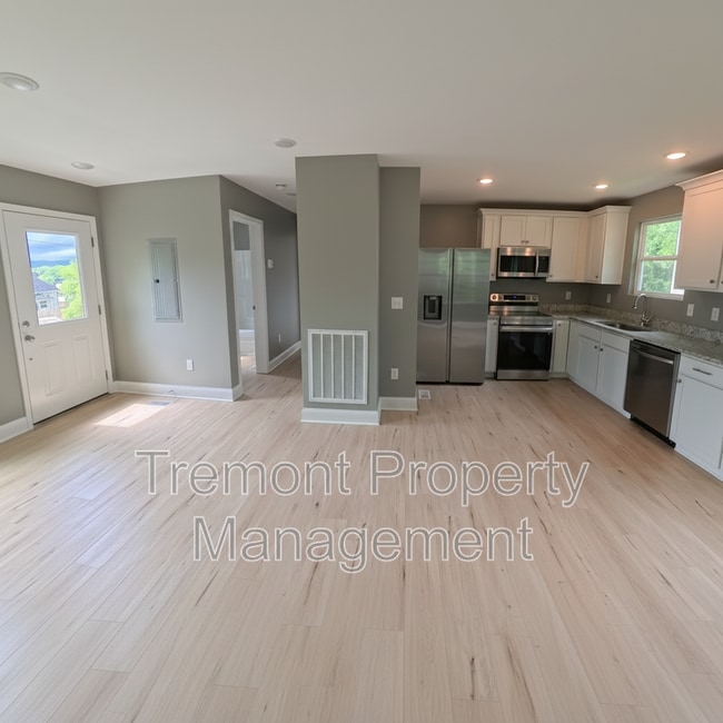 Photo - 2405 Harley St