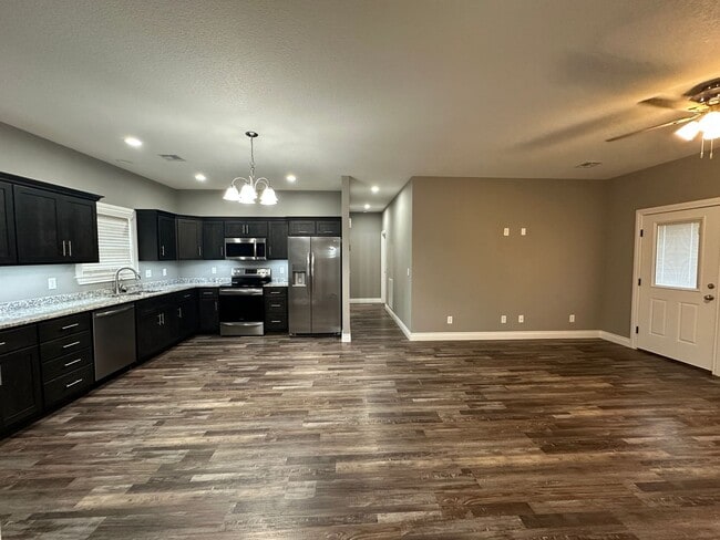 Photo - Newer 2-Bed 2-Bath home with high end finishes on quiet small town street! RENT-$1,250.00