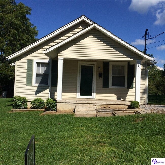 Building Photo - 316 Church St