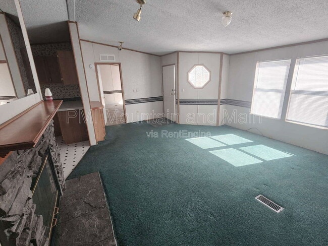 Photo - 9 Misty Mountain Way