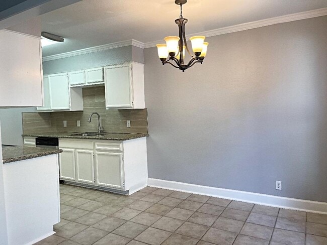 Photo - 3065 Willow Pl