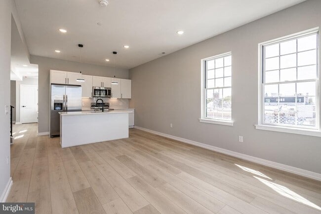 Photo - 713 S Mildred St Unidad 4B