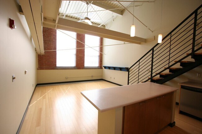 Photo - 300 Tijeras Ave NE Unit 402