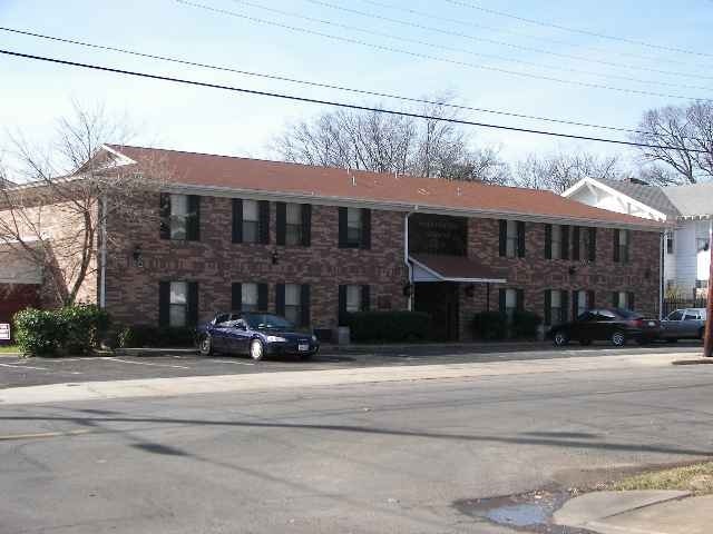 Washington Square Apartments - Washington Square Apartments