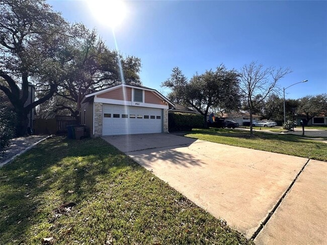 Photo - 4611 Tobago Cove