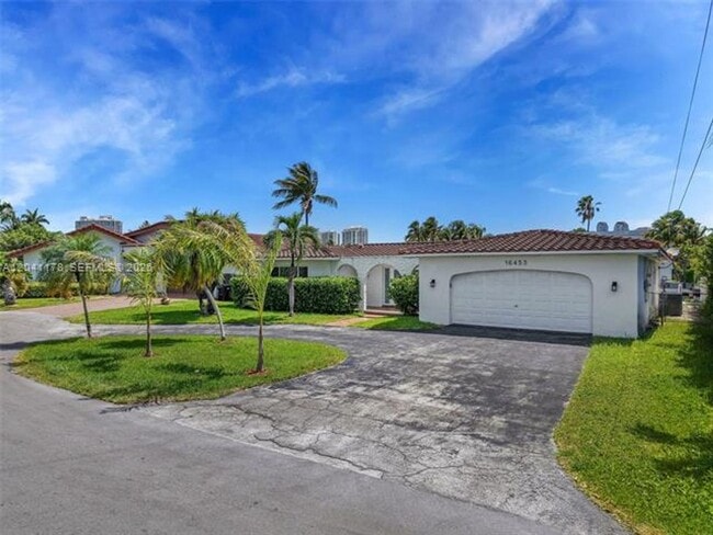 Photo - 16453 NE 33rd Ave